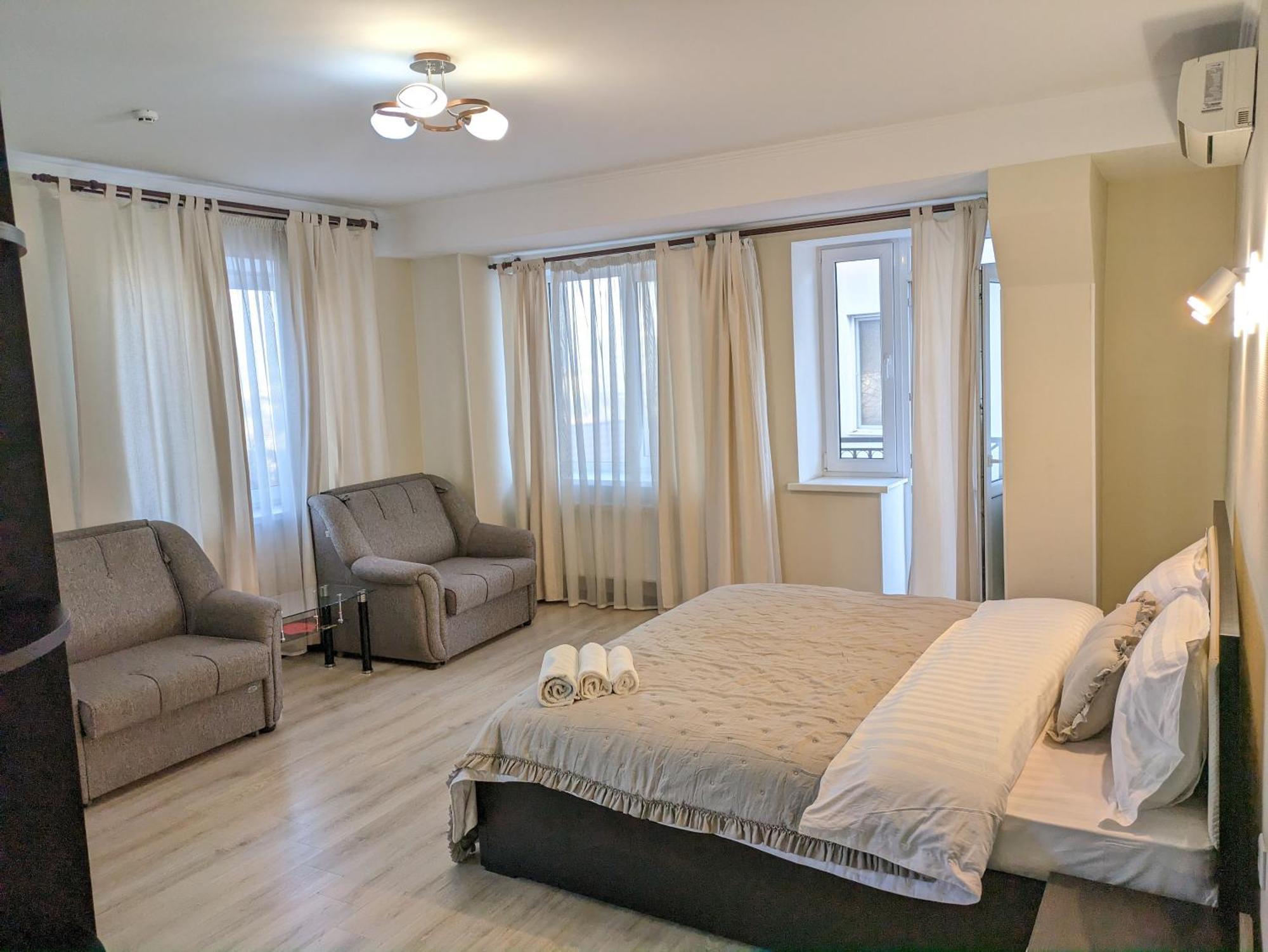 Lolo Hotel Chisinau Room photo